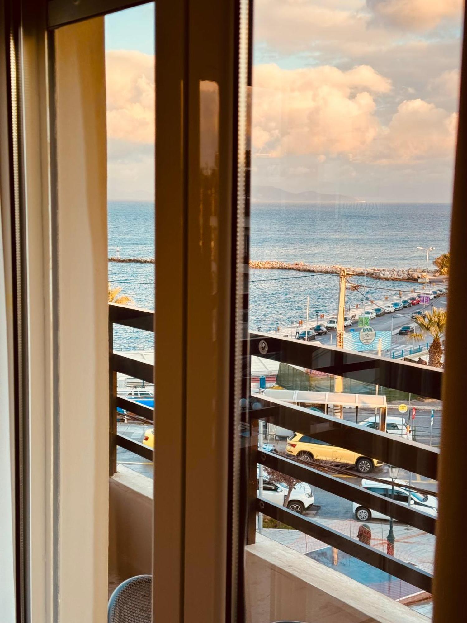 Appartement Blue Horizon Gem On The Port à Rafína Extérieur photo